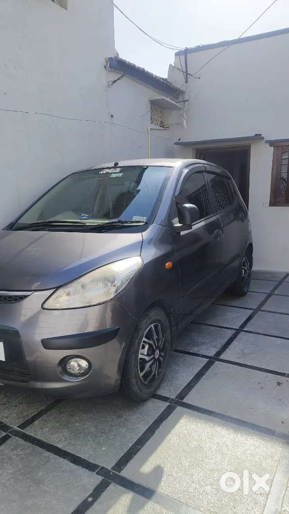 -best Deal From Olx
New Battery  
Ac Working
New Tyres
 Rc Valid 2028