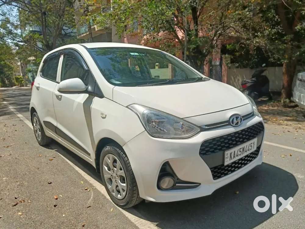 Grand I 10  Sportz Petrol