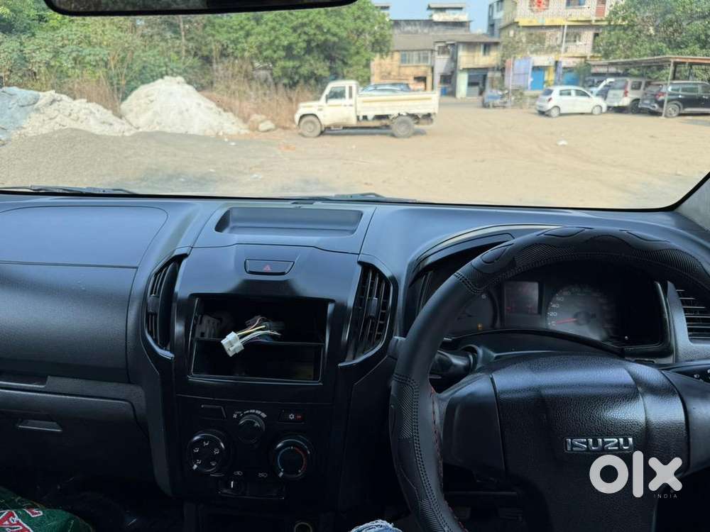 Isuzu Hi-lander 2018 1st Owner