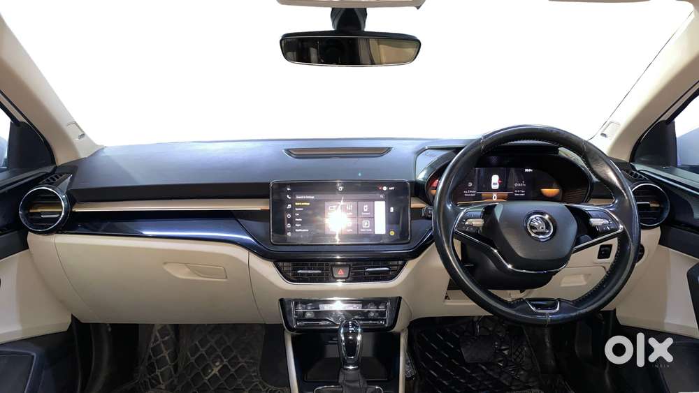 Skoda Slavia 1.0 Tsi Style At, 2022, Petrol
