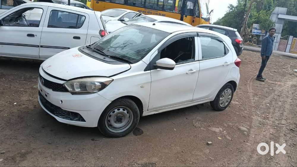 Tata Tiago 2019 Model Well Condition Lpg Attached With Automatic 400km