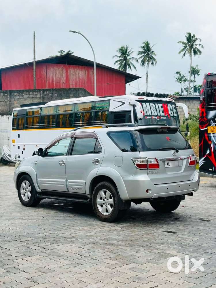 Toyota Fortuner 3.0 4x4 Manual, 2010, Diesel