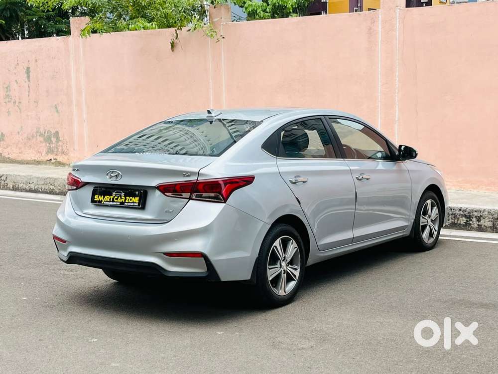Hyundai Verna 1.5 Sx Petrol Mt, 2019, Petrol