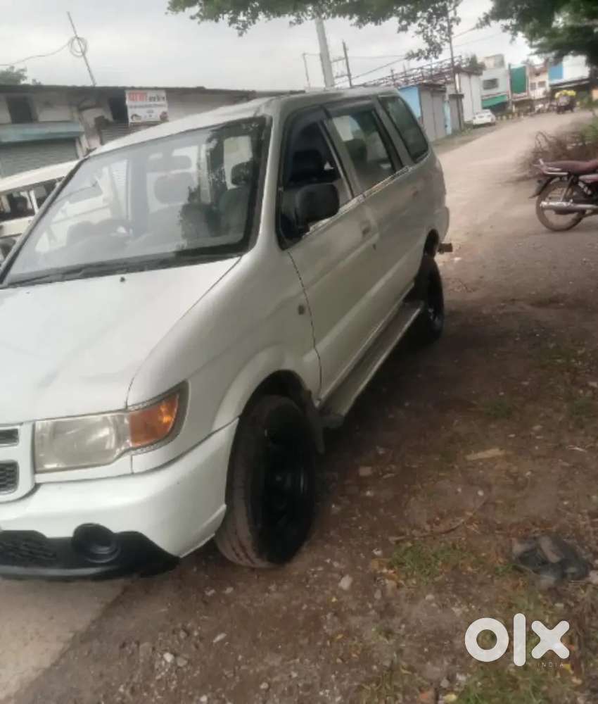 Chevrolet Ki Tavera 2012 Madel