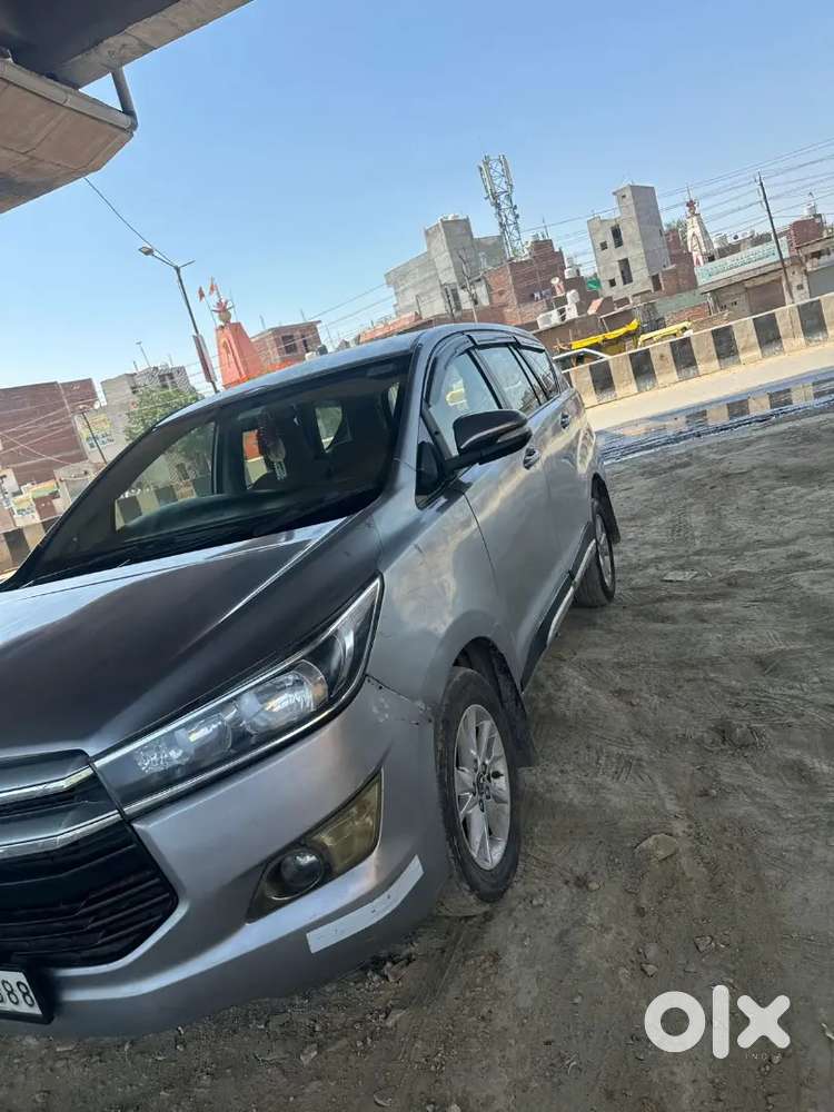 Toyota Innova Crysta 2017