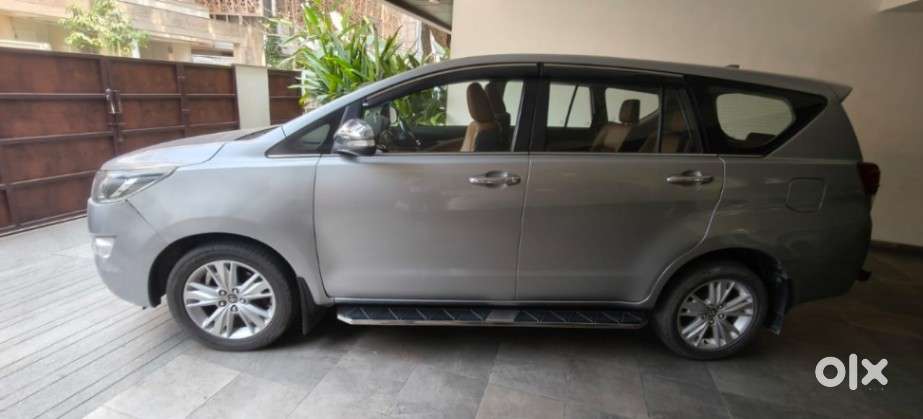 Toyota Innova Crysta 2.8 Z, 2016, Diesel