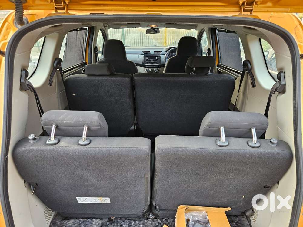Renault Triber Rxt, 2022, Petrol