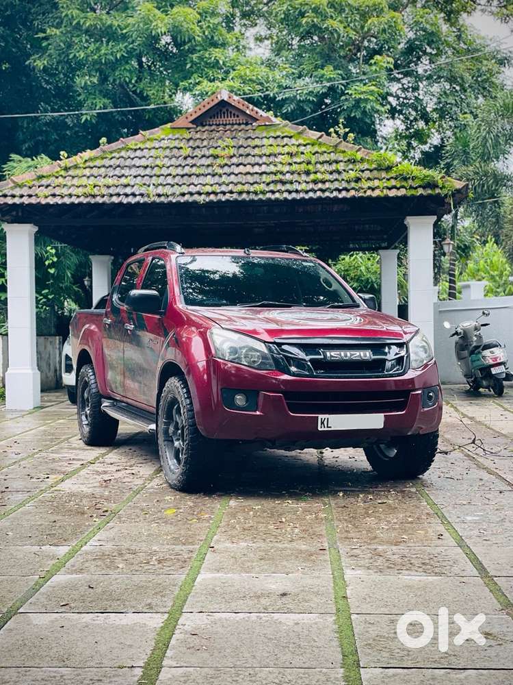 Isuzu D-max V-cross 2018 Diesel Good Condition