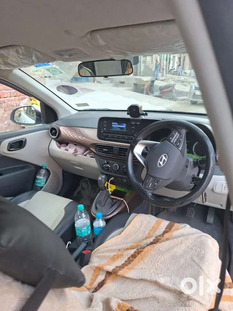 Hyundai Aura 2025 Cng & Hybrids 17000 Km Driven