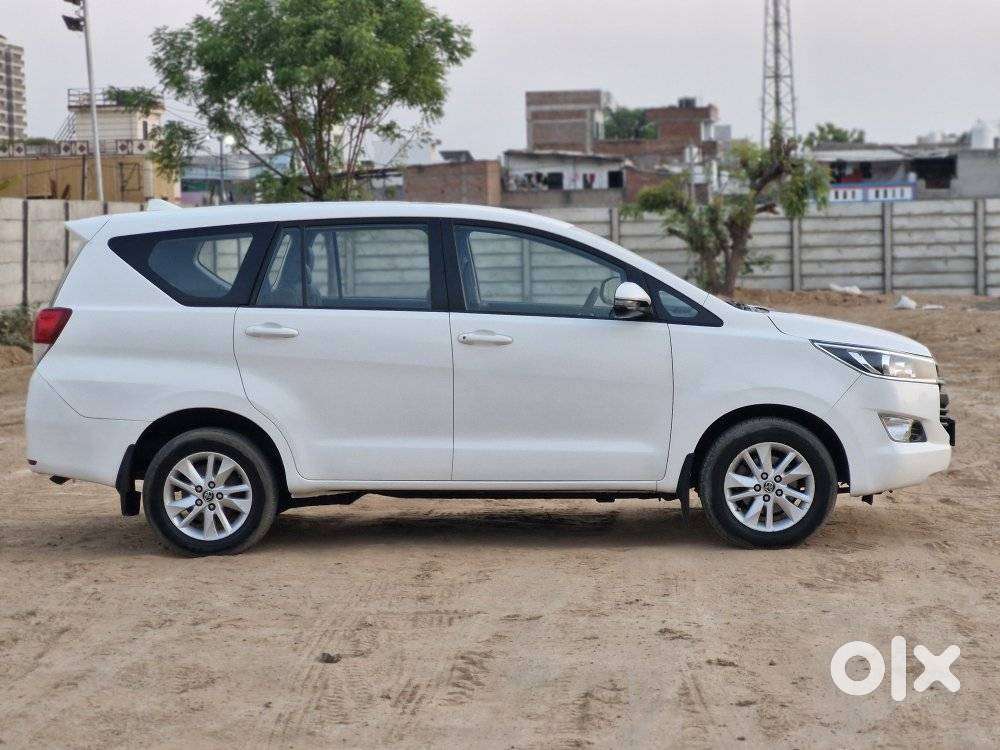 Toyota Innova Crysta 2.4 Gx Mt 8s, 2019, Diesel