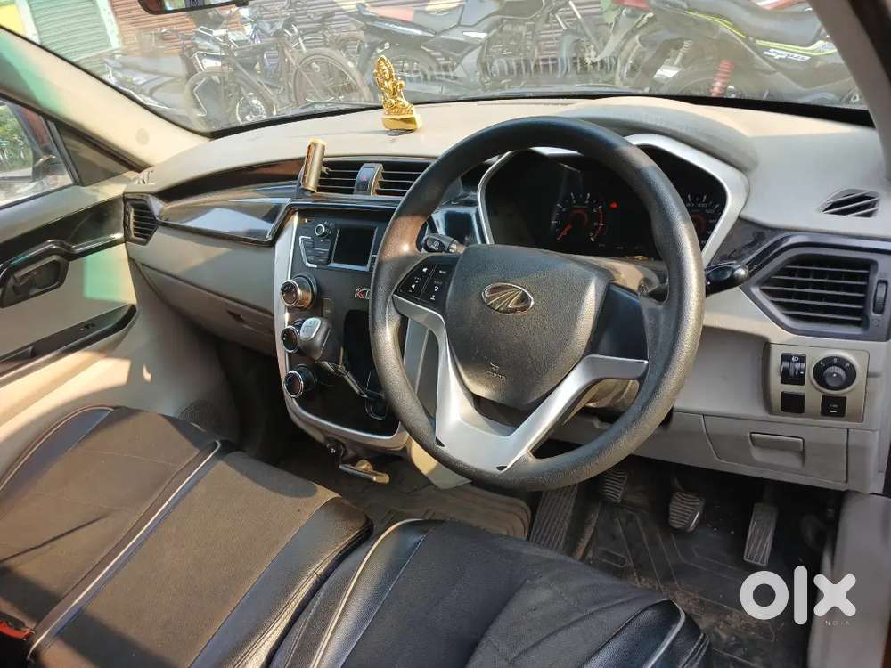 Mahindra Kuv 100 2016