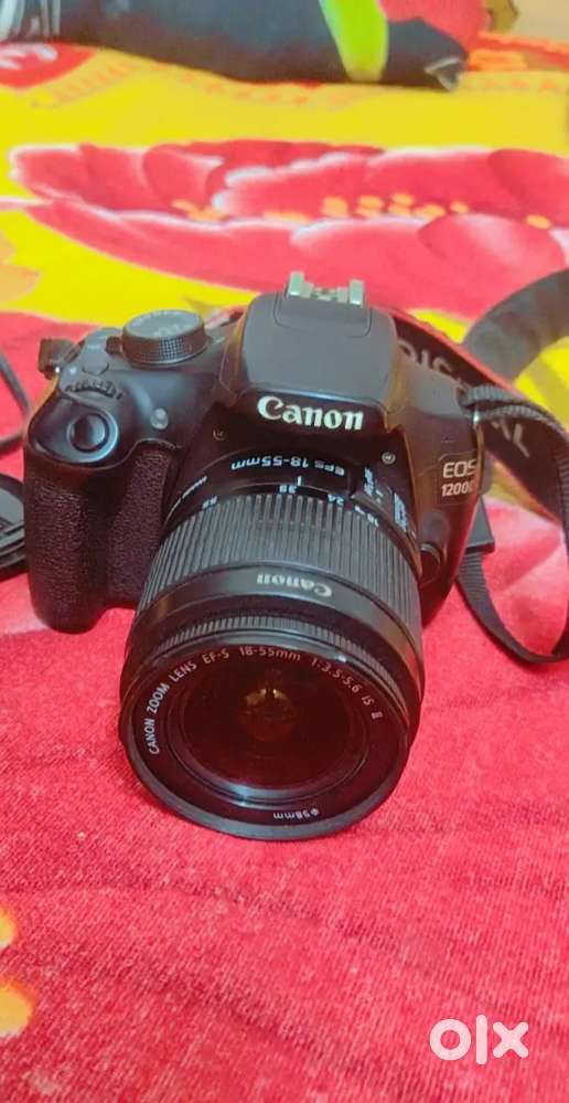 Canon 1200D Camera