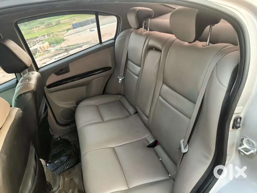 Maruti Suzuki Sx4 2012 Petrol 74234 Km Driven With Showroom Trsck