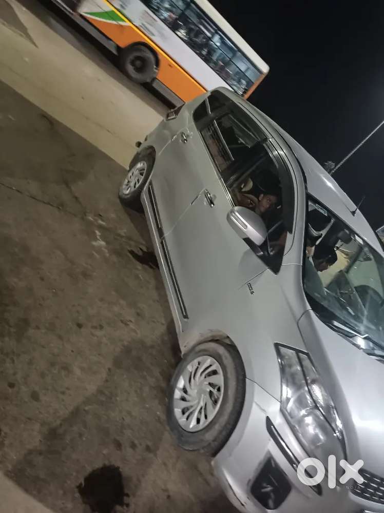 Maruti Suzuki Ertiga 2015 Diesel 174000 Km Driven