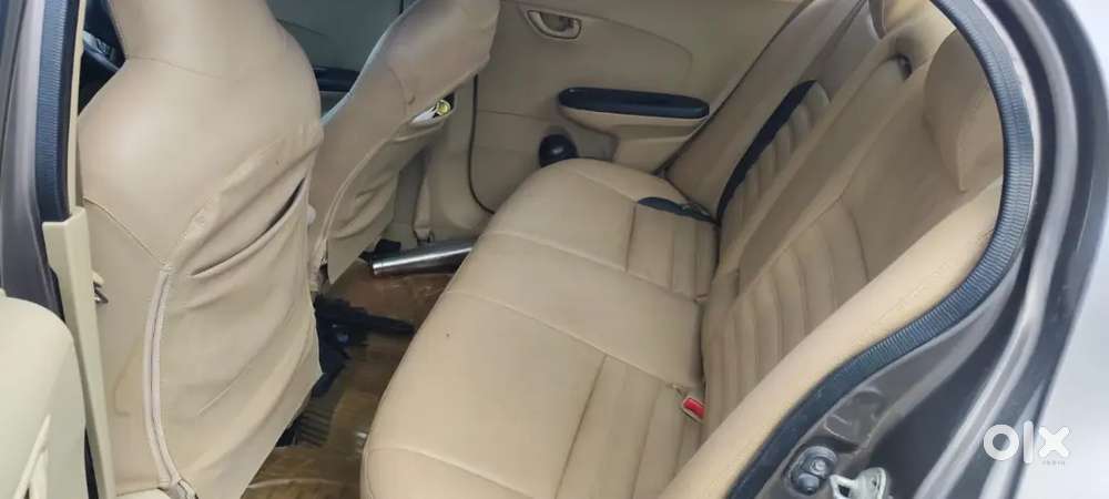 Honda Amaze 2017 Variant - Selling Because I Brought Suv