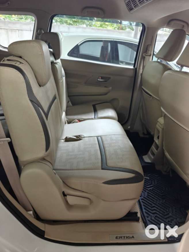 Maruti Suzuki Ertiga 1.5 Zxi Plus Shvs, 2022, Petrol