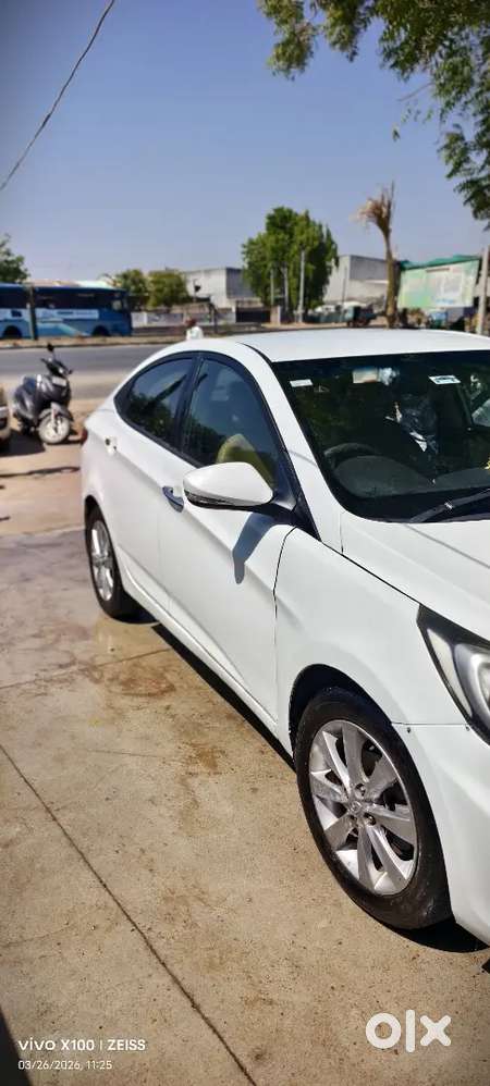 Hyundai Verna 1.6 2011 Car