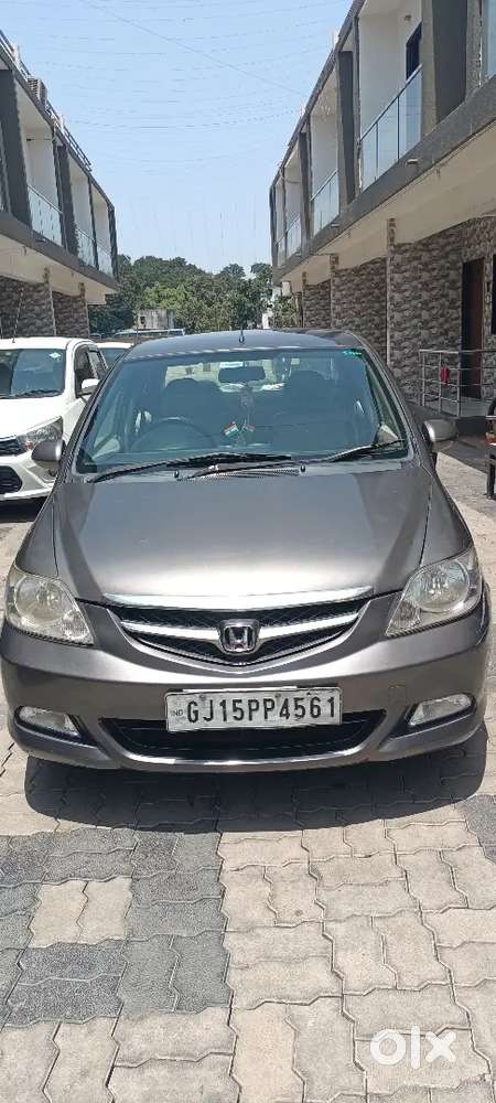 Honda City Zx 2008 Cng & Hybrids 250000 Km Driven