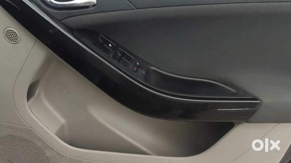 Tata Nexon 1.2 Revotron Xza Plus, 2019, Petrol