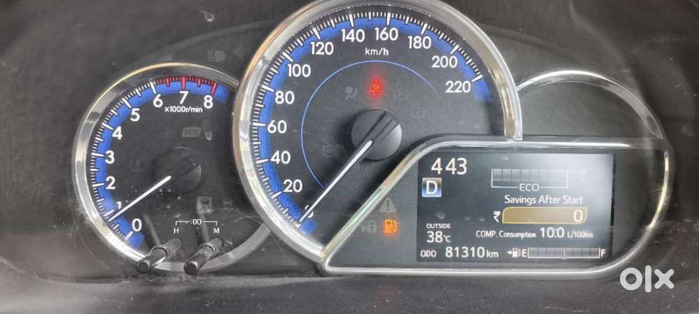 Toyota Yaris V Cvt, 2018, Petrol