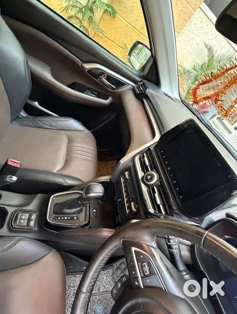 Toyota Urban Cruiser Hyryder 2013 Petrol Good Condition