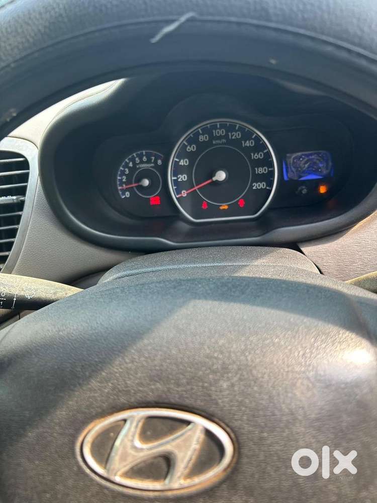 Hyundai I10 2011 Petrol 124000 Km Driven