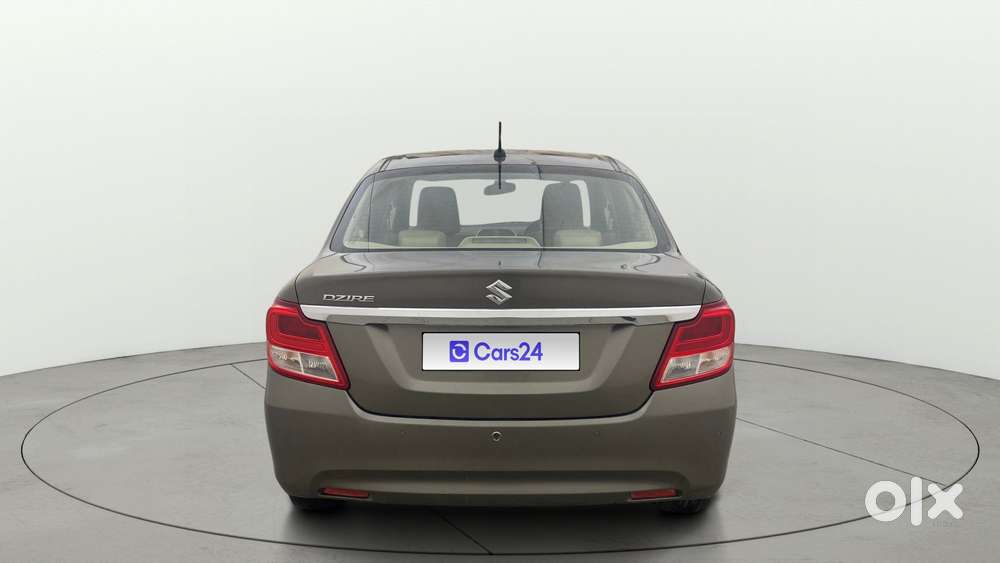 Maruti Suzuki Swift Dzire Amt Zxi, 2021, Petrol