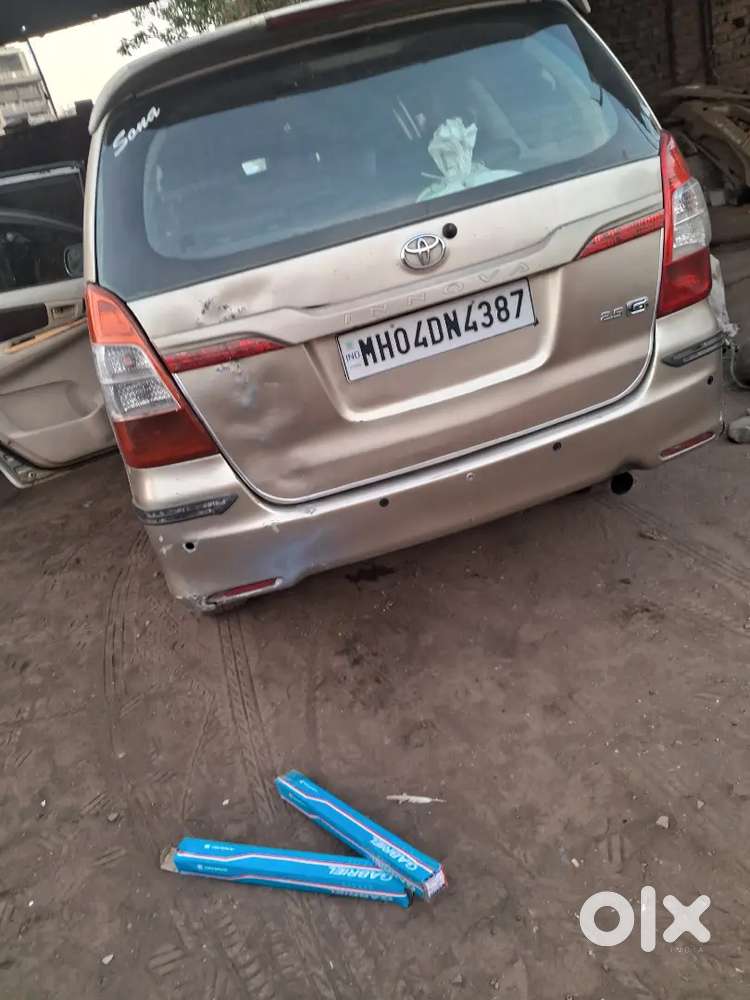 Toyota Innova 2008 Diesel 787878 Km Driven