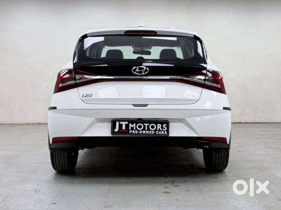 Hyundai I20 Sportz 1.2 Ivt, 2023, Petrol