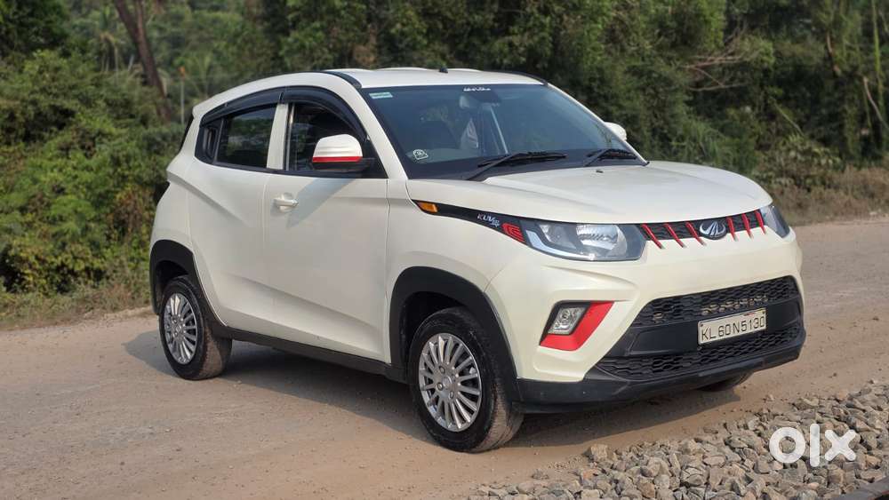 Mahindra Kuv 100