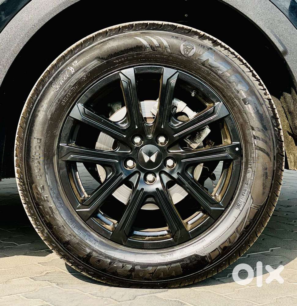 Mahindra Xuv700 2.2 Ax 7 Diesel At Luxury Pack Str, 2024, Diesel