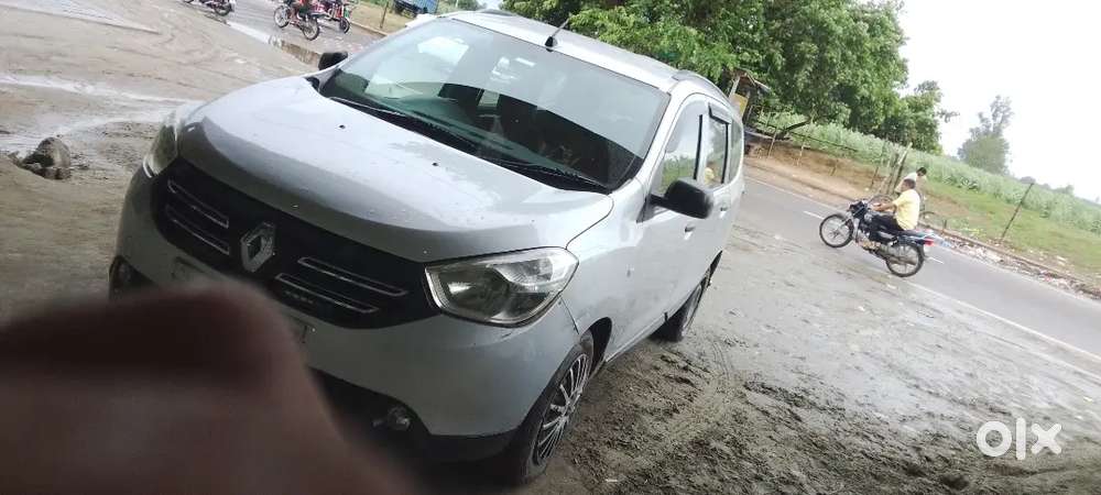 Renault Lodgy Rxl 7 Seater 2017
