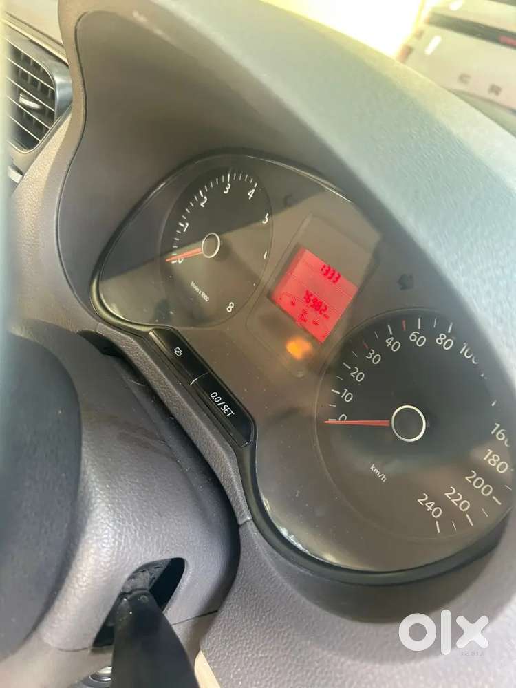 Volkswagen Vento 2013 Petrol 76000 Km Driven