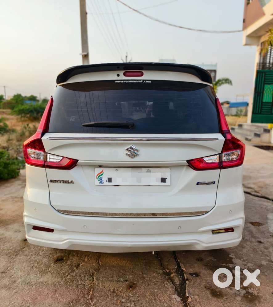 Maruti Suzuki Ertiga Zxi Plus Shvs, 2022, Petrol
