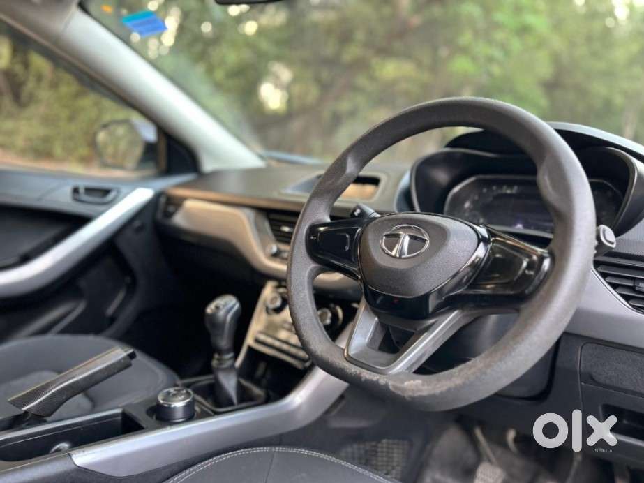 Tata Nexon 1.2 Revotron Xm (s), 2021, Petrol