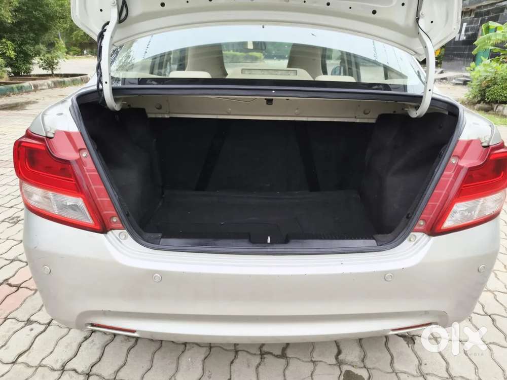 Maruti Suzuki Dzire 1.2 Lxi, 2019, Petrol