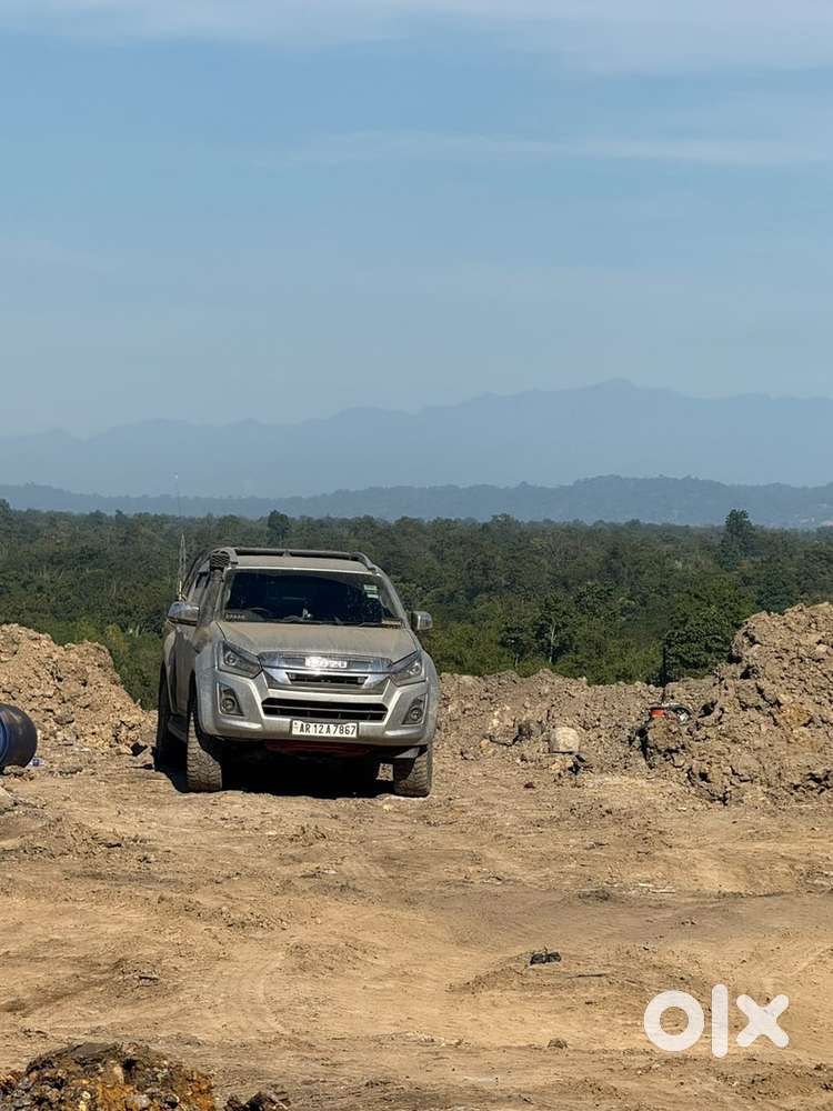 Isuzu V-cross Z 2020