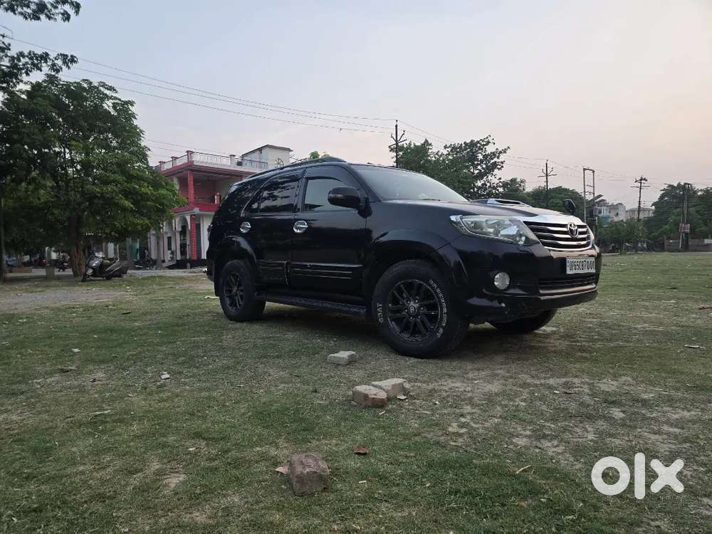 Toyota Fortuner Legender 2016 Diesel 150000 Km Driven