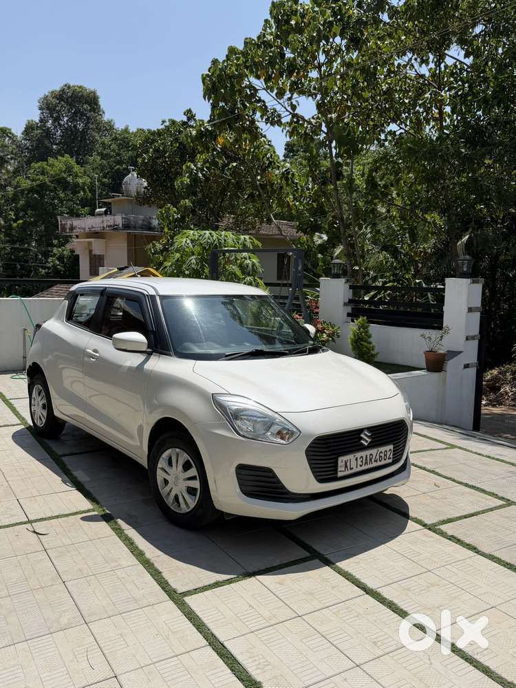 Maruti Suzuki Swift Vxi + Manual, 2020, Petrol