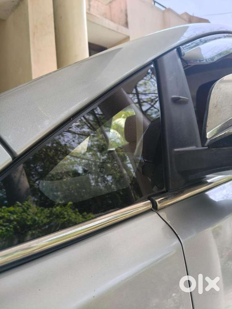 Innova Cresta 2.8 G Automatic 2017