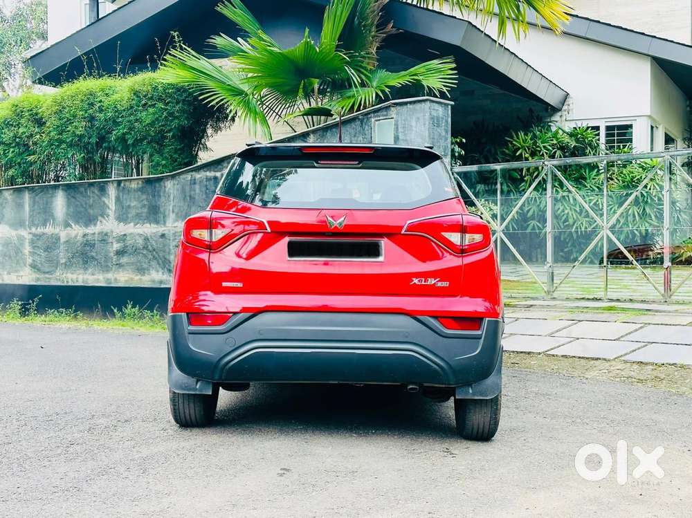 Mahindra Xuv300 W6 Amt Diesel, 2022, Diesel