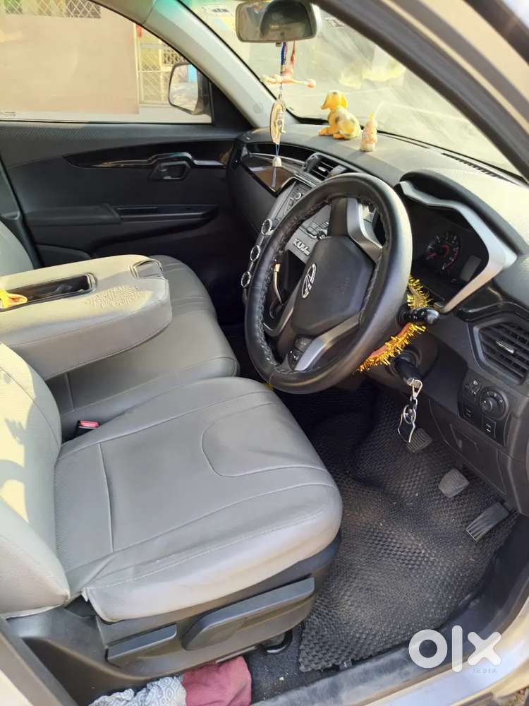 Mahindra Kuv100 Nxt 2017 Diesel 900000 Km Driven