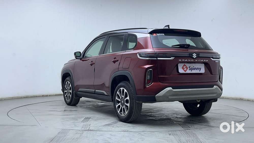 Maruti Suzuki Grand Vitara 1.5 Alpha Smart Hybrid Dual Tone, 2023, P..