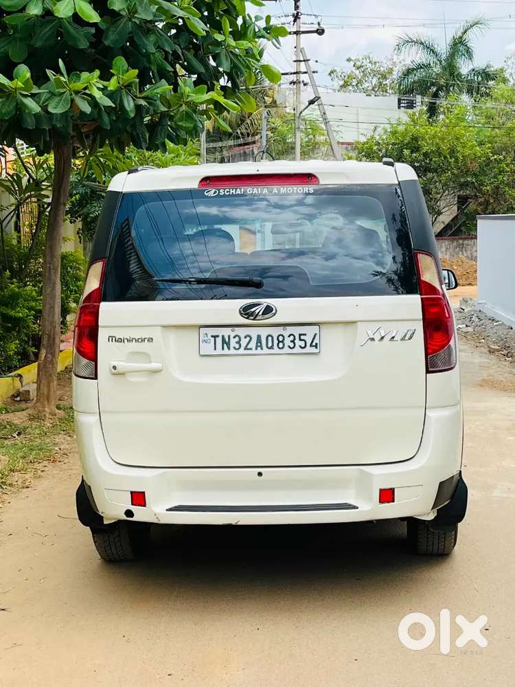 Mahindra Xylo 2019