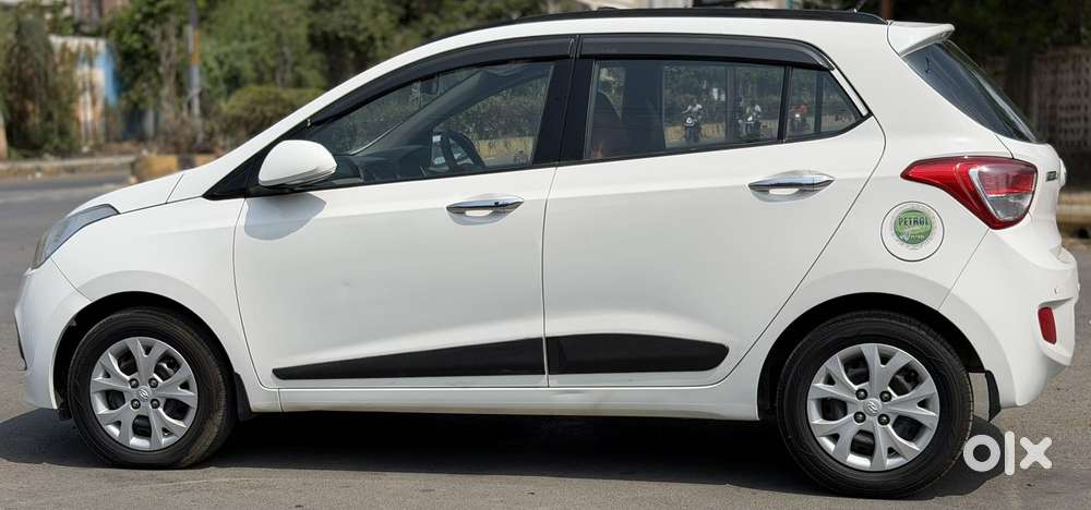 Hyundai Grand I10 Sportz, 2014, Petrol
