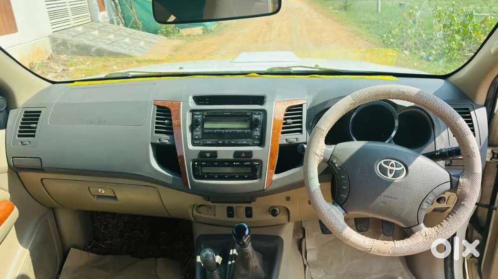 Toyota Fortuner 2010 4x4 Diesel