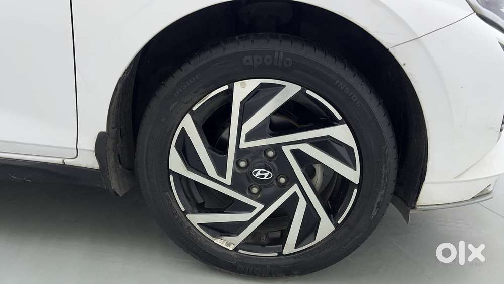 Hyundai New I20 1.2 Asta (o) Ivt, 2024, Petrol