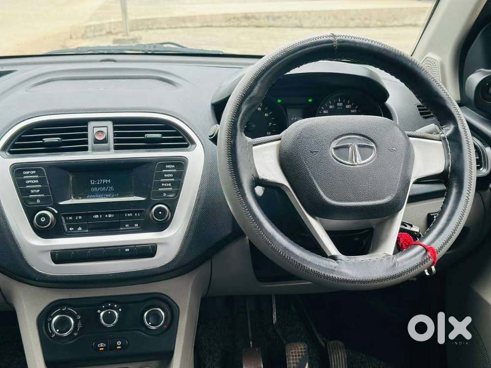 Tata Tiago 1.2 Revotron Xt, 2016, Petrol