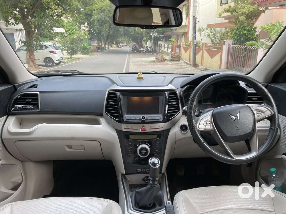 Mahindra Xuv300 W8 Diesel, 2023, Diesel