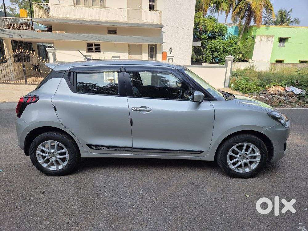 Maruti Suzuki Swift Vvt Zxi, 2022, Petrol
